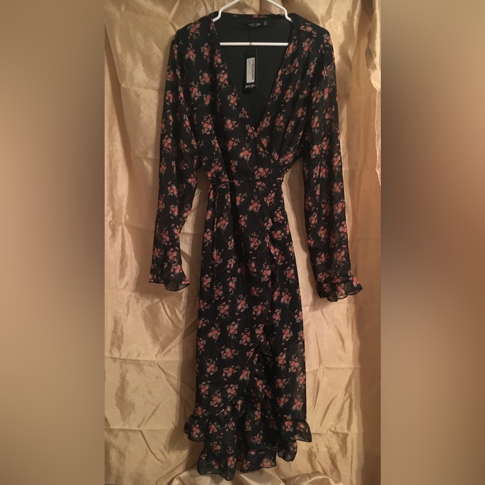 Wraparound dress 👗 new with tags